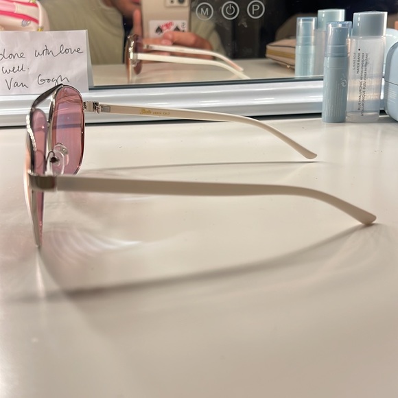 aviator sunglasses - Picture 2 of 4